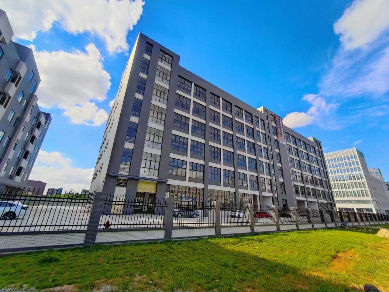 新建红本厂房出租